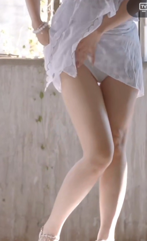 稀缺资源百度盘女神合集17个1.82G，无圣光自拍