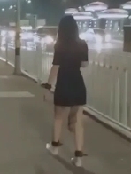 私拍MasterD尺度幸爱最新合集98P+1V225MB，翘臀后推车展示