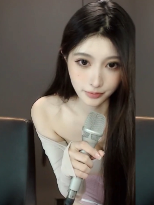 虎牙主播热舞合集环星晴子晴小兔最新直播30V2.25G，精彩瞬间分享