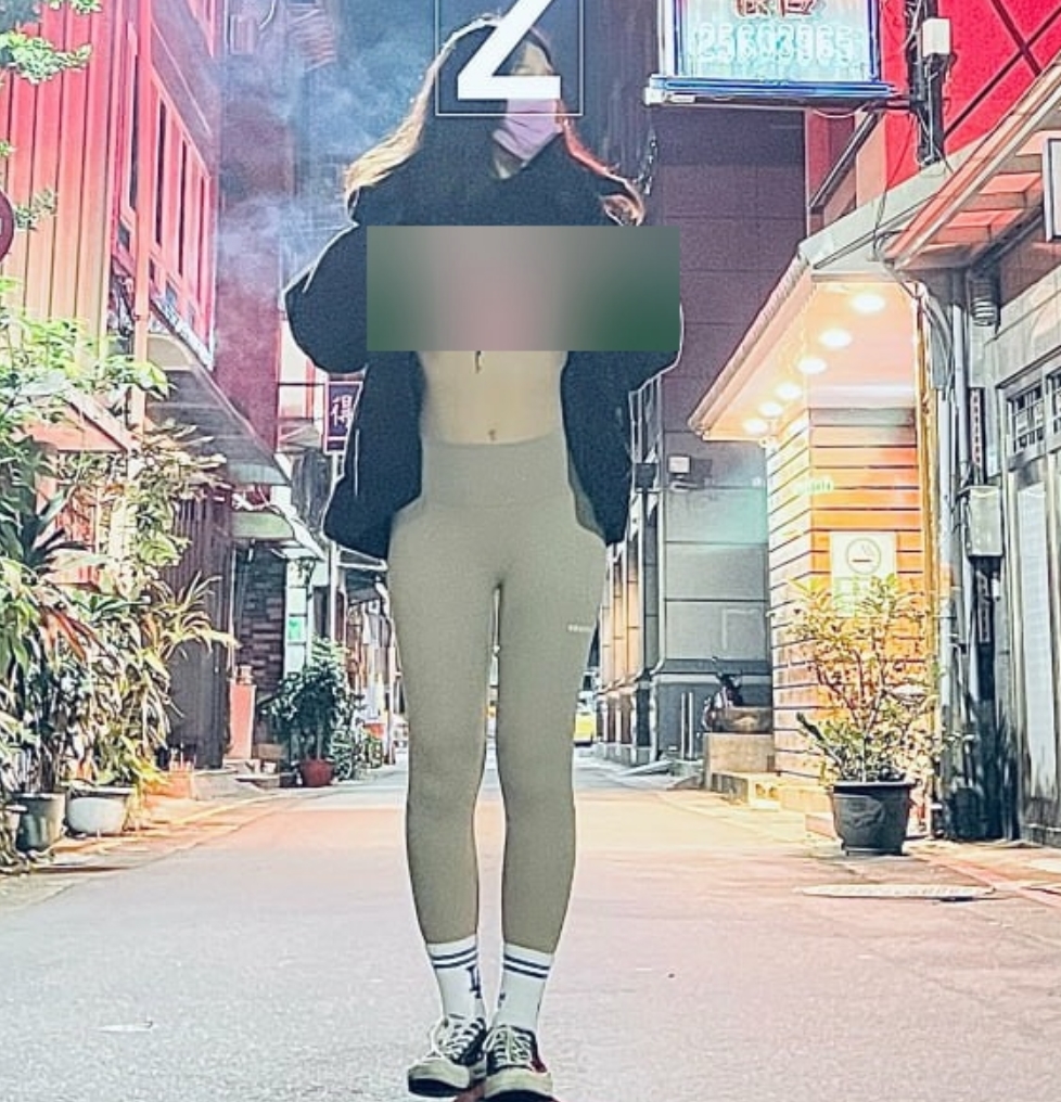 沉迷黑人大物件的女教师媚黑合集4V2G，黑色魅力