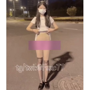 抖音风嫩妹7酱户外展示合集28V873m，热舞放飞自我