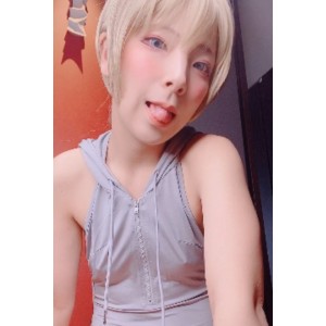 转载搬运百度盘翻白眼阿黑颜comonun视频合集120V37.8G，著名选手笑容魔性