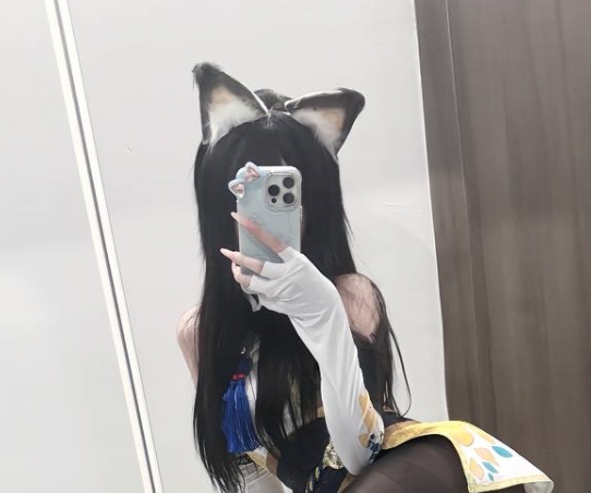 推特高颜值ouoldll喵520TG高价福利合集58V2.53G，自行打包四人游