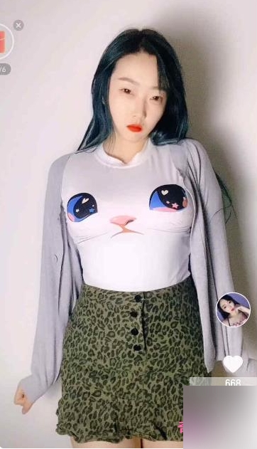 超美网红快手性感娇羞欣妹妹最新合集50V30G，卡通紧身衣舞蹈