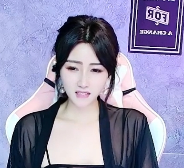 百度颜值御姐hhkkuu123视频合集76部78G，收藏精选