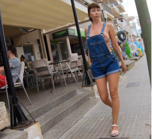 推特naughty_lada诱人展示合集33部6.5G