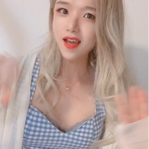 海外16G诱惑伪娘JieunCDTS合集8部