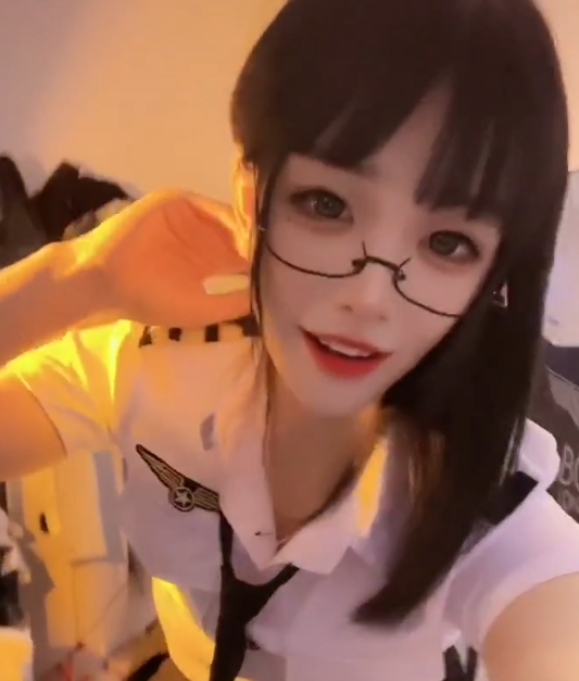 抖阴互动美娇妻直播秀214部4.98G热辣珍藏