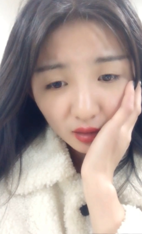 珍藏版哆嗦出声无水印96部39.3G00后校花私密直播补帧合集