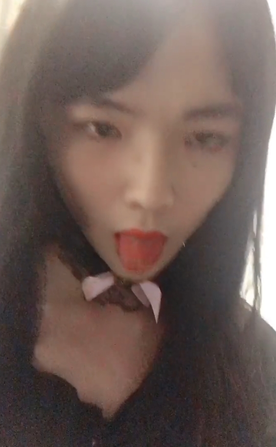 伪娘潼潼热辣视频专辑18部2.46G合集