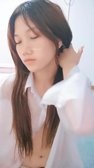 推特小雅诱惑擦出合辑5部3.21G太骚了