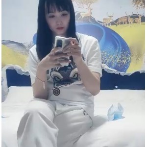 七天探花网小天探花合集229部192G，补存档含某处水声清纯浴雾镜面