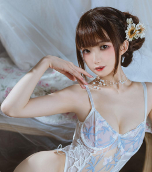OnlyFans封疆疆御姐cos系列77期26.7G后浪神作