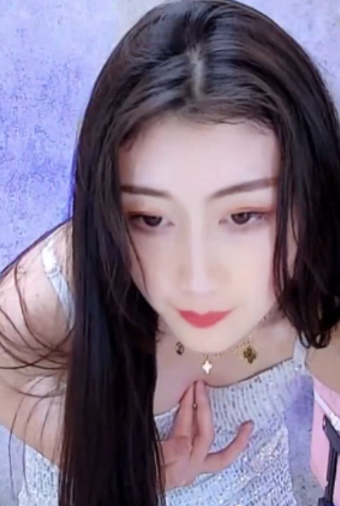 李遇安虎牙定制视频26部3.8G网传尺度惊人