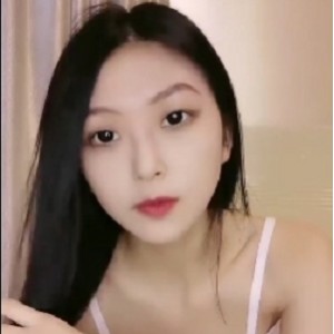 会跳舞的00后闷骚小妹合集5V1.93G舞姿撩人