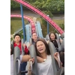 蜜桃社公共场所绝密合集13部1.6G真实感觉