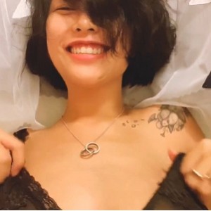 OnlyFans何麦枒私房作品146 si人游42V1G珍藏版