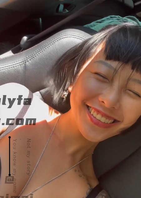 OnlyFans何麦枒私房作品146+si人游42V1G珍藏版