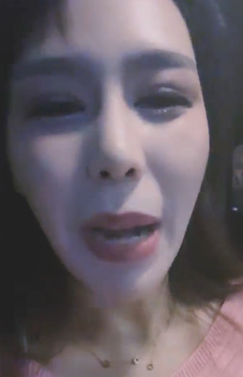 会所包厢实录00后嫩妹KTV狂欢1V1.37G深夜福利