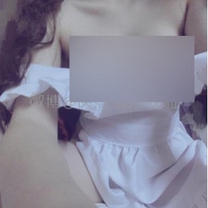 微博快点亲亲我吖绝密作品11套5.6G三人游特辑