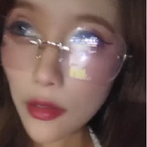 推特眼镜娘搭讪司机车阵展示1部361m绝密珍藏