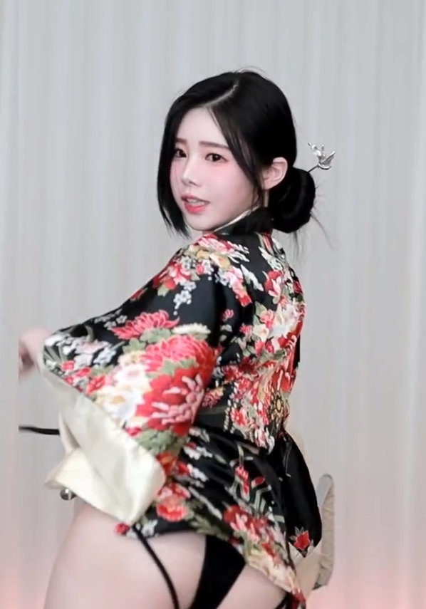 Afreeca黑珍130G热舞大包678V独家烧舞