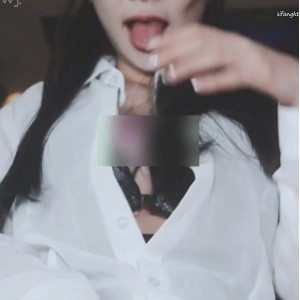 推特后辈OL完美身材1v975M优质收藏