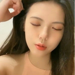 主播小辰吾妮美腿私藏5V微信福利6.9G