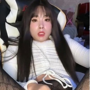 抖音妮妮子ninits伪娘热舞26v304m优质