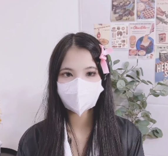 福利姬小敏儿神秘合集72部26.9G黑长直