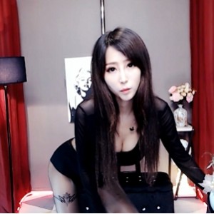 斗鱼伊娃月室内展身手合集119V22.4G竖屏珍藏