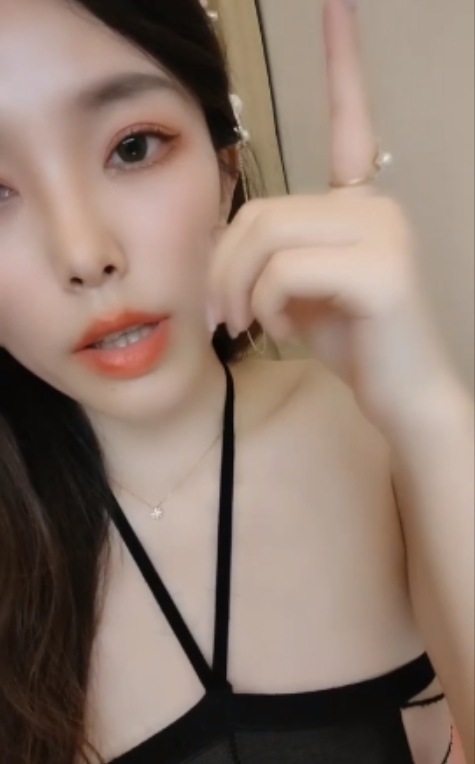 抖音徐婉婉火辣直播合集170G252部诱人