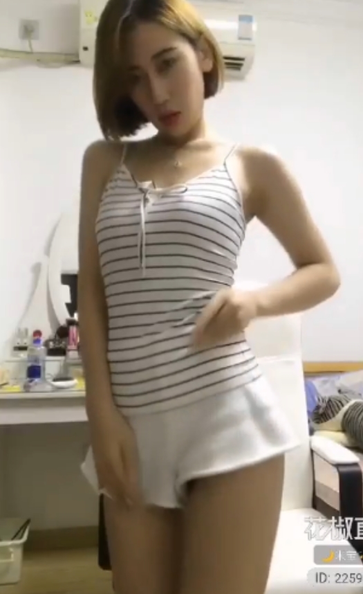 热舞主播定制合集15部猴塞雷弗林yuki冰妃超值劲爆