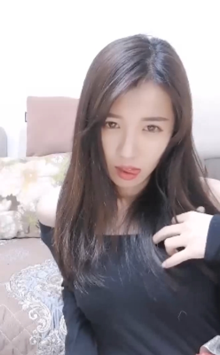 哔哩菲菲劲爆舞蹈合集95部38G傲人身材