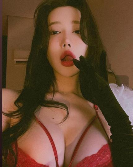 团eemiim私拍23部1.1G绝了