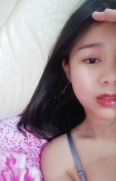 推特单亲妈妈生活片段39部12.3G真实动人