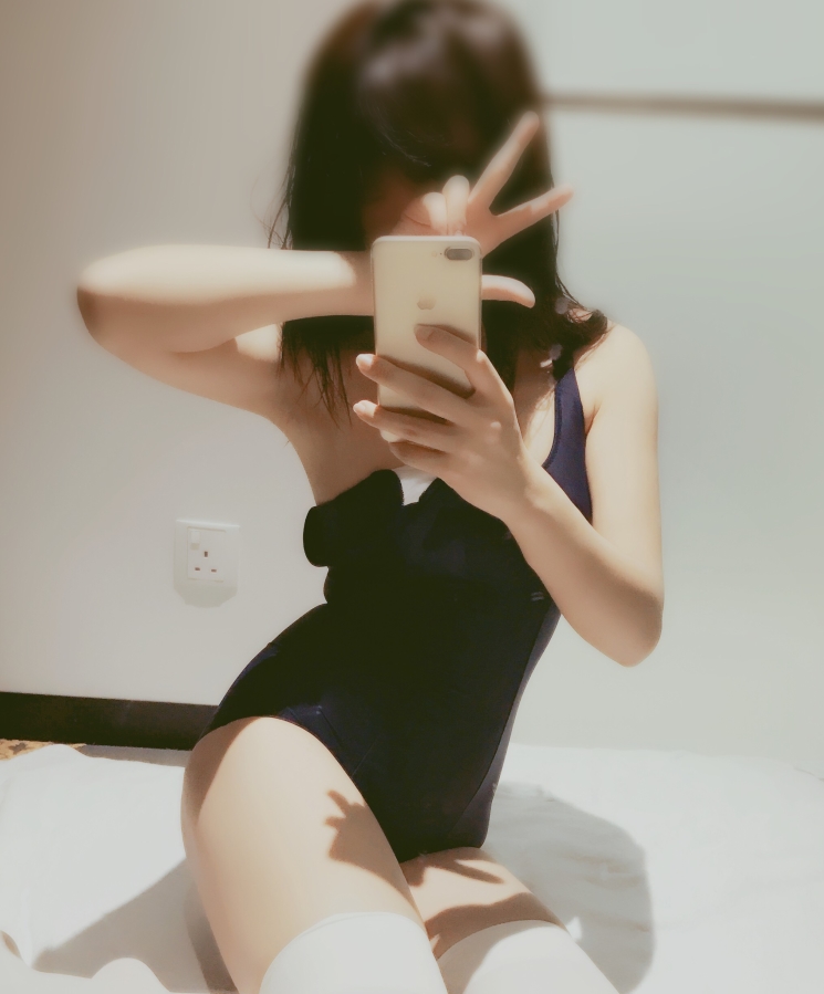 液液酱销魂微博作品41套5.73G诱人