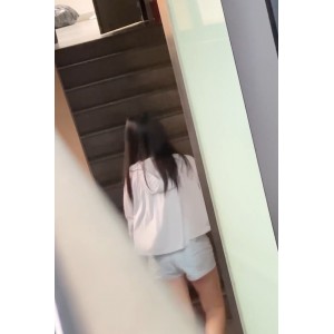 商场拍摄李佳怡蜜桃熟女11部641M极致诱惑