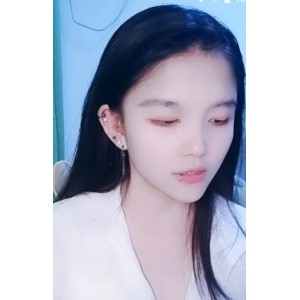 月亮女王超反差SM推特热传22部16.2G不容错过