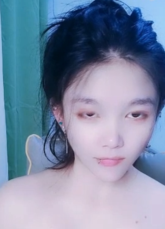 月亮女王超反差SM推特热传22部16.2G不容错过