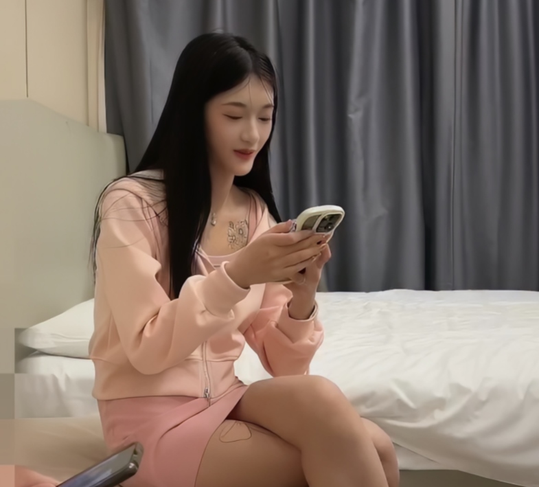 推特田伯光学生妹探花AI修复19部49G优质珍藏