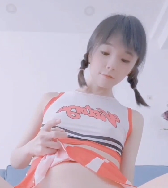 圈内197部loliburin伪娘妹子好活30.6G太顶了
