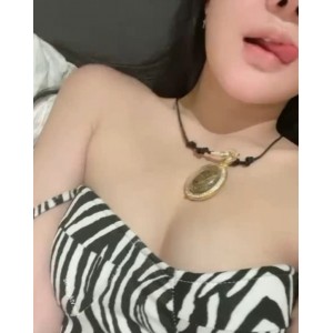 把持不住订阅平台Couplelove私拍52.7G26V合辑