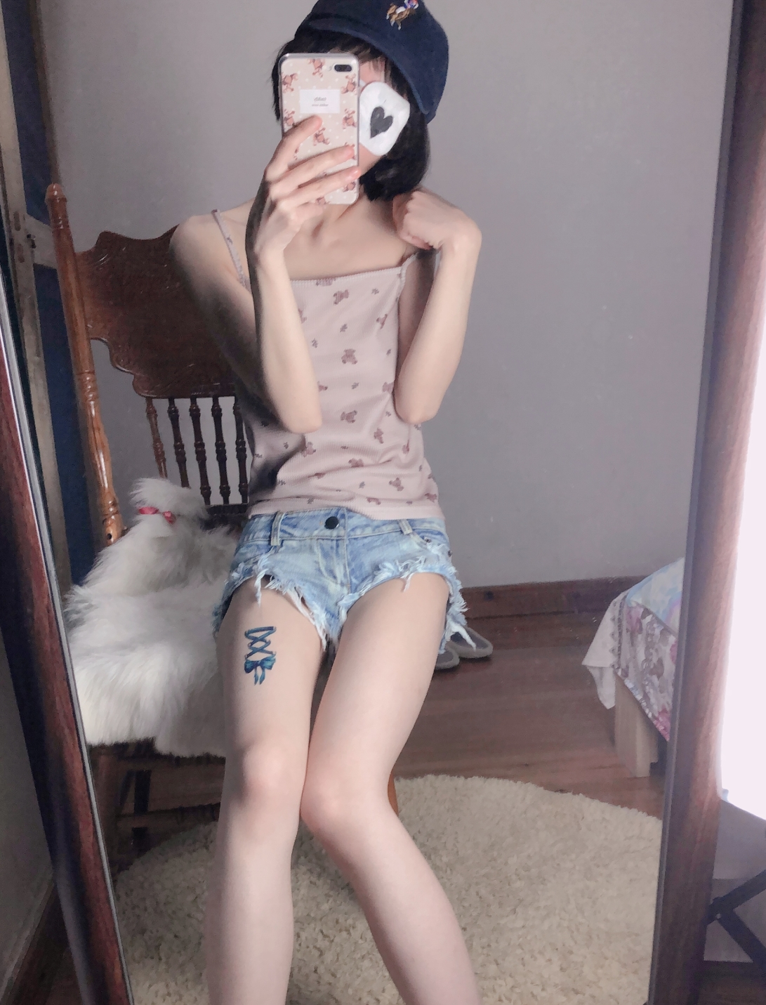 骨感小结巴推特私拍合集5.3G1107P37V
