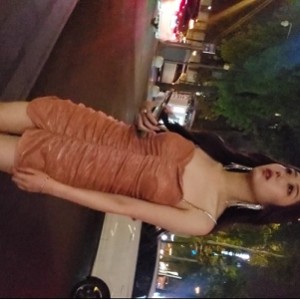 私房玲玲超短连衣裙高跟美腿热舞3V6.16G极致诱惑让人心跳加速
